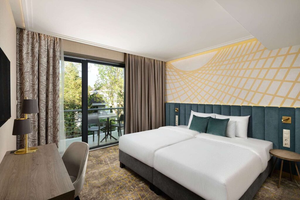 Balatonkenese, hotel szoba