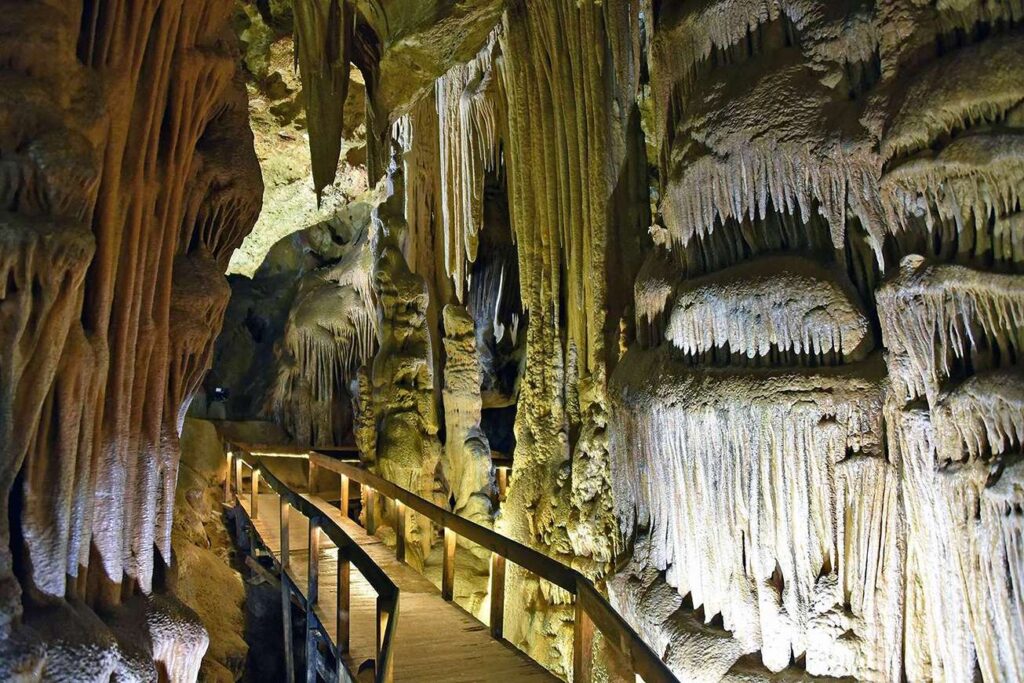 Törökország, barlang, folyosó