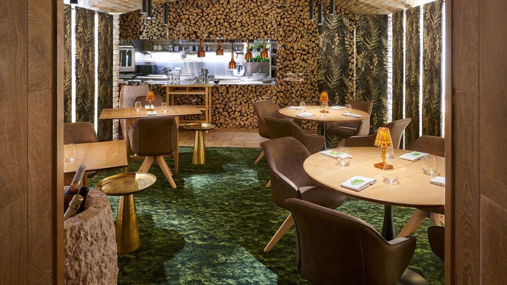 Az év vidéki étterme, Platán