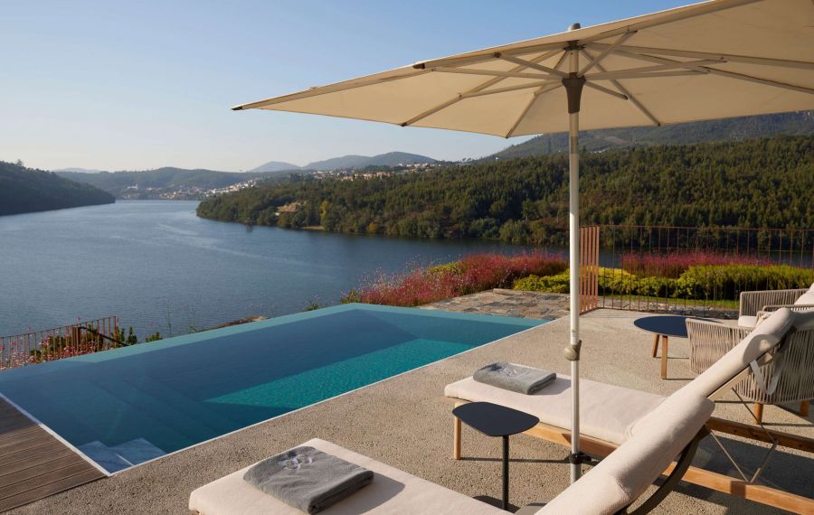 Octant Douro, pool