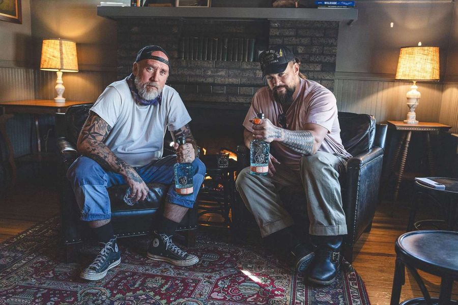 Jason Momoa, vodka, Meili